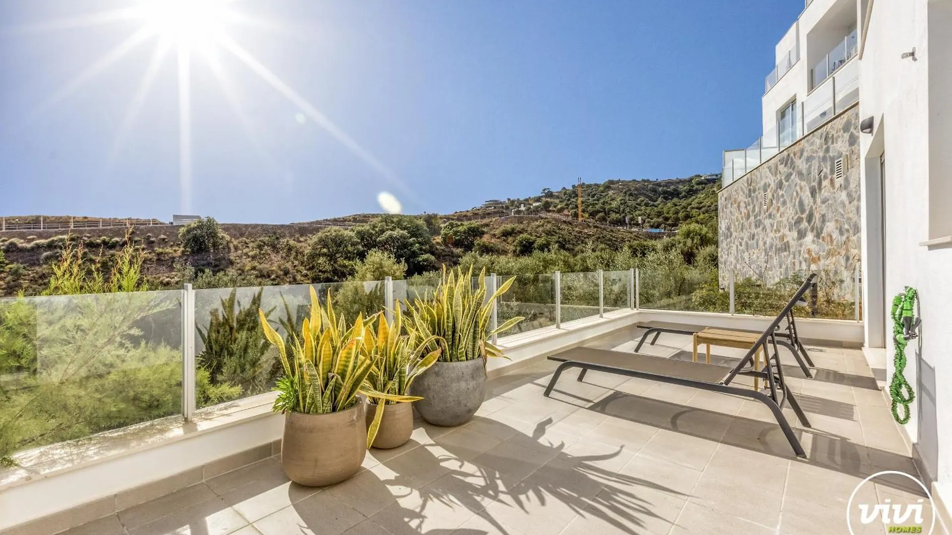 Daire Vivi Homes - Casa Element Pool, Terrace & Golf Marbella İspanya