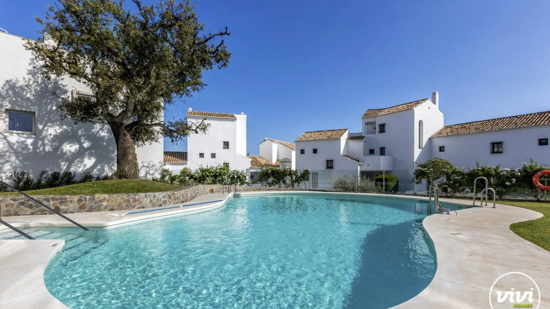Daire Vivi Homes - Casa Element Pool, Terrace & Golf Marbella